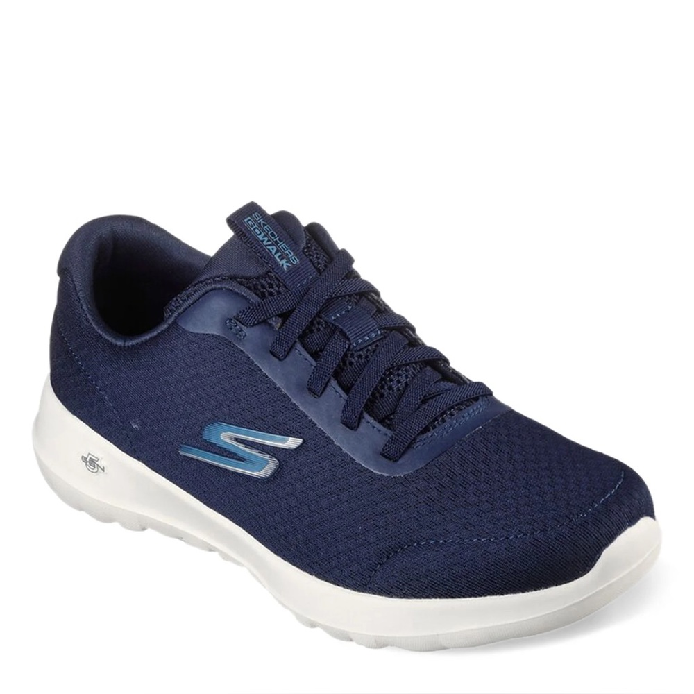 Women’s Navy Blue GoWalk Skechers Shoes- Size 6.5